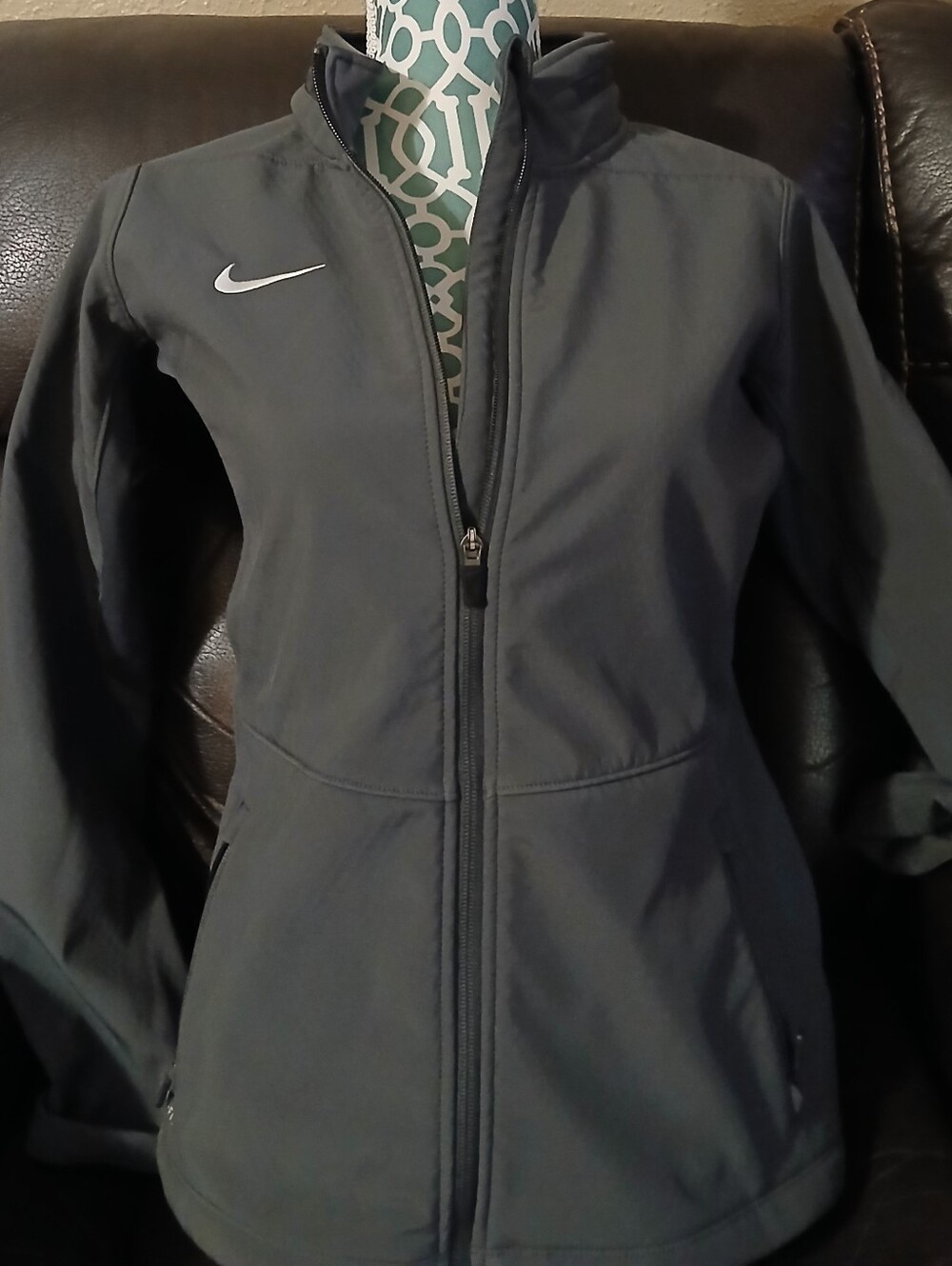 Nike Women's Dark Gray Full-Zip Utility Jacket